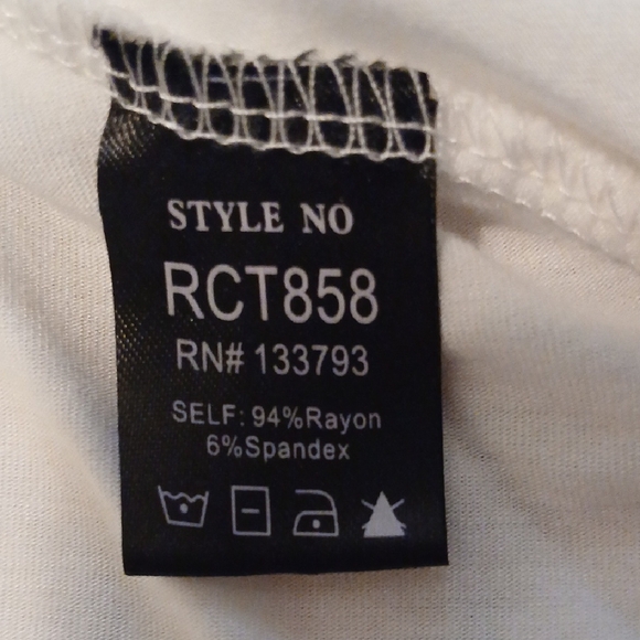 POL White Lace Flowy Cami Top - Picture 8 of 8